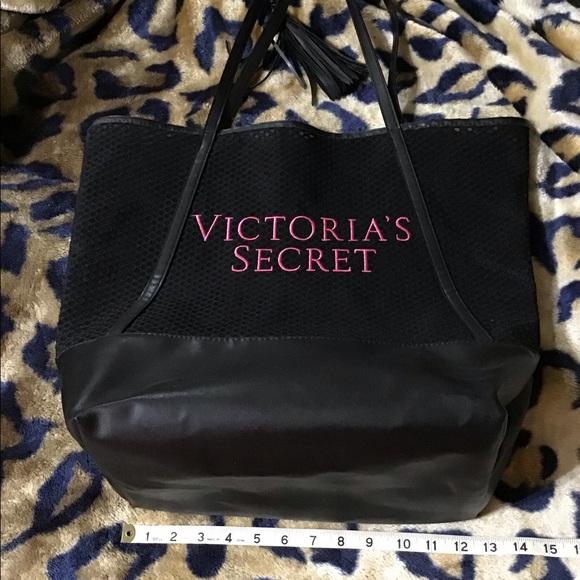 Victoria's Secret Handbags - Victoria’s Secrets beach bag